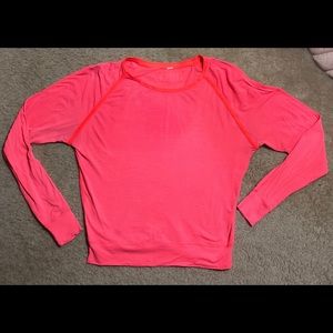 Lululemon size 4 lightweight crop tee
